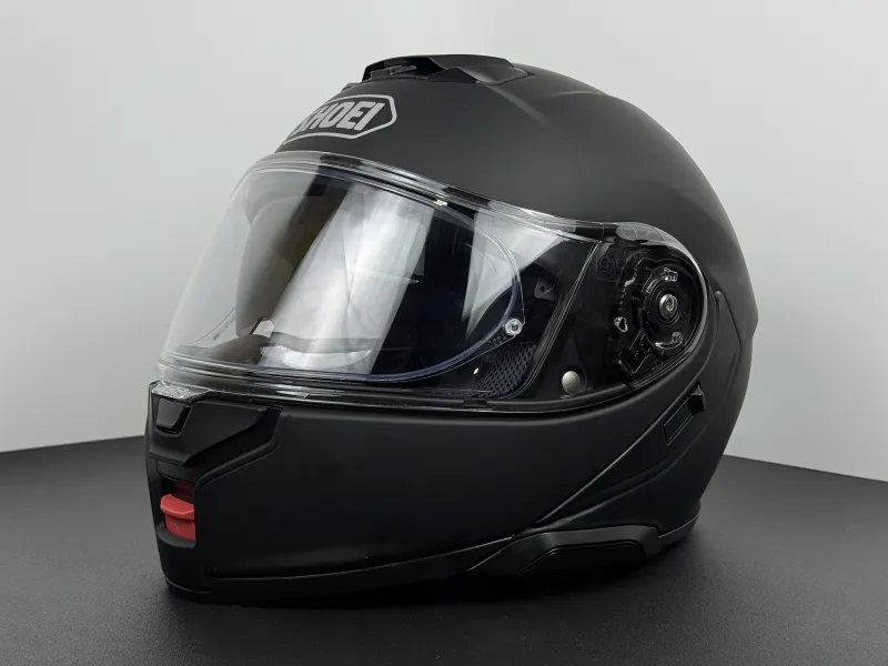 Шолом Shoei Neotec 3